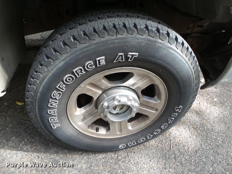 image for item BZ9224 2006 Ford F350 Super Duty Crew Cab pickup truck