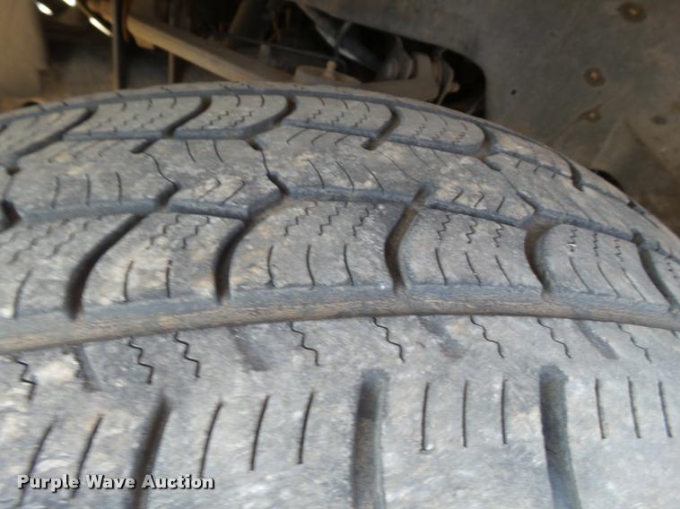 image for item BZ9225 2004 Dodge Ram 1500 Quad Cab pickup truck