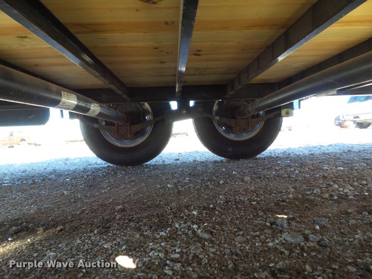 image for item BZ9934 2016 Load Trail CH14 equipment trailer