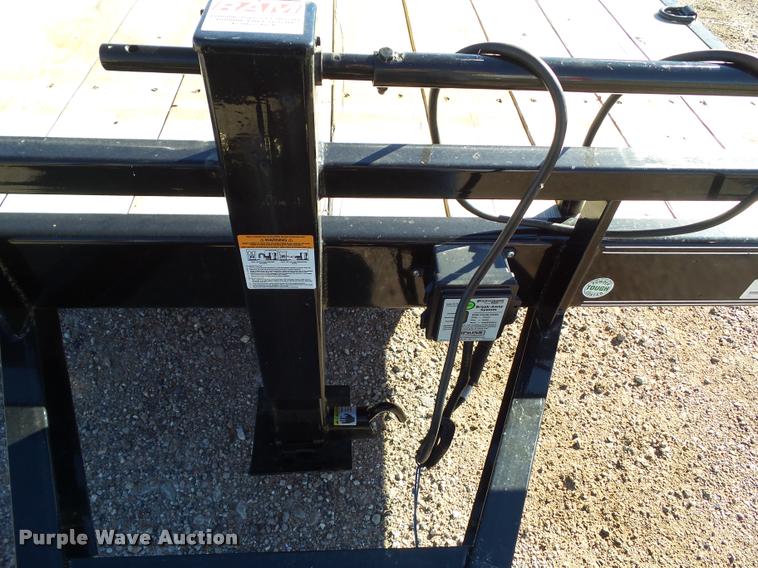 image for item BZ9934 2016 Load Trail CH14 equipment trailer