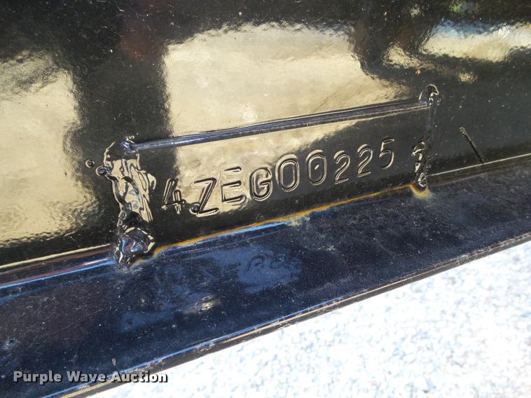 image for item BZ9934 2016 Load Trail CH14 equipment trailer