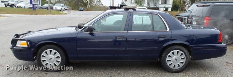 image for item CC9002 2010 Ford Crown Victoria Police Interceptor