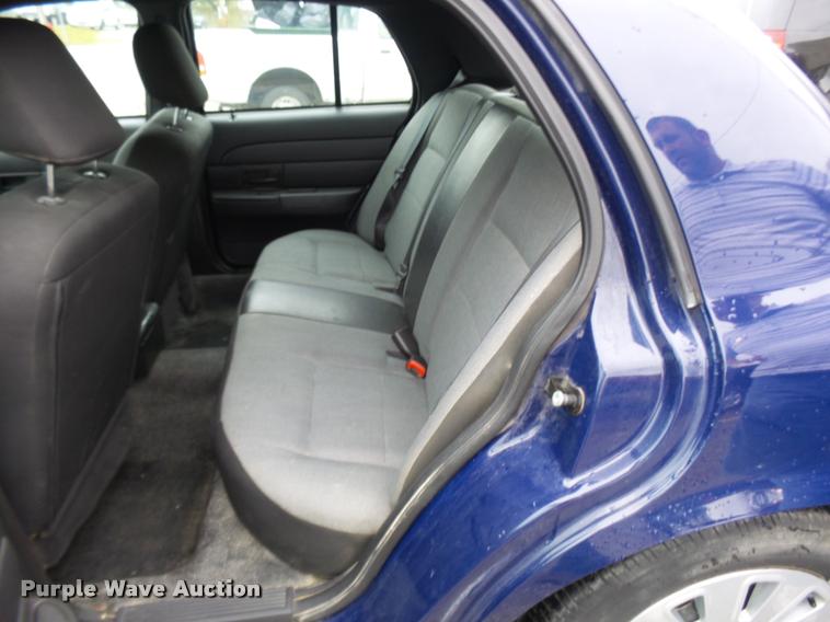 image for item CC9002 2010 Ford Crown Victoria Police Interceptor