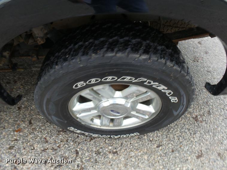 image for item CC9003 2008 Ford F150 Lariat SuperCrew pickup truck