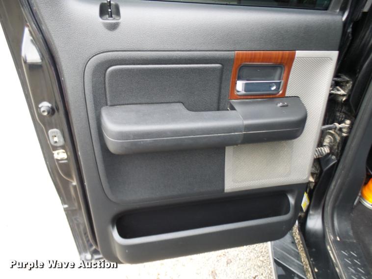 image for item CC9003 2008 Ford F150 Lariat SuperCrew pickup truck