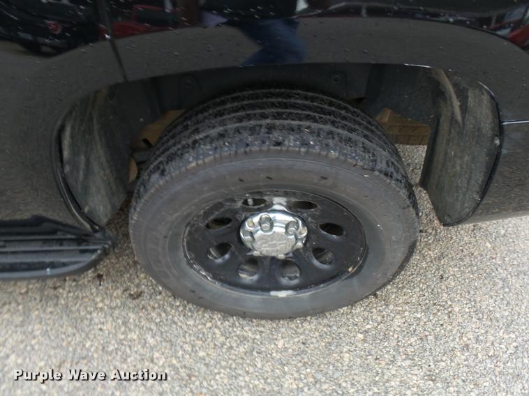 image for item CC9004 2011 Chevrolet Tahoe Police SUV