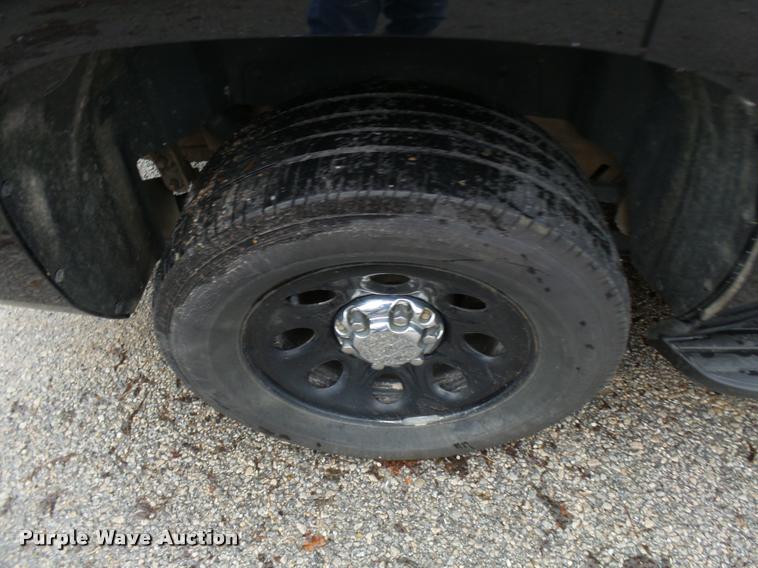 image for item CC9004 2011 Chevrolet Tahoe Police SUV