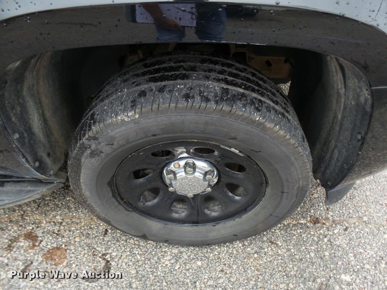 image for item CC9004 2011 Chevrolet Tahoe Police SUV