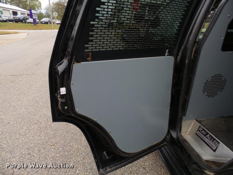 image for item CC9004 2011 Chevrolet Tahoe Police SUV