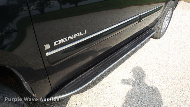 image for item DA2894 2007 GMC Yukon Denali XL SUV