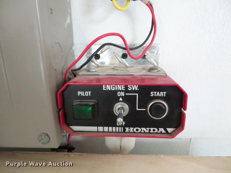 image for item DA2970 1997 shop built enclosed cargo trailer