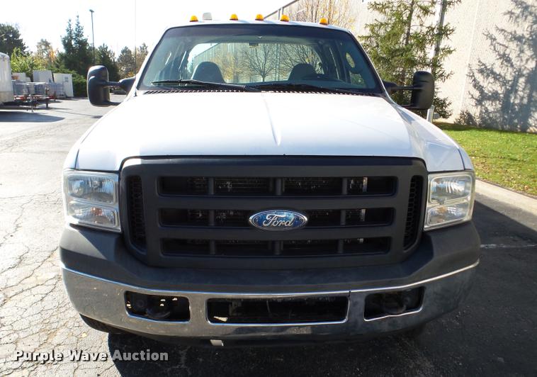 image for item DA2971 2006 Ford F350 Super Duty SuperCab pickup truck