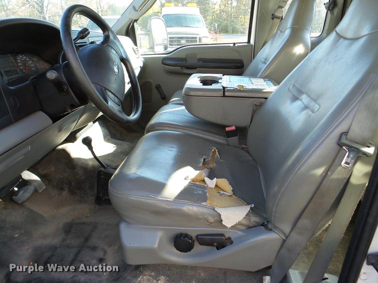 image for item DA2971 2006 Ford F350 Super Duty SuperCab pickup truck