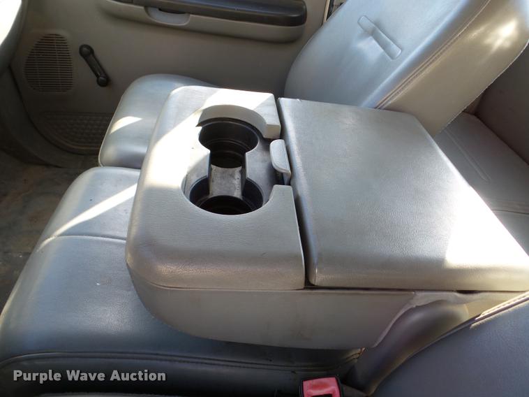 image for item DA2971 2006 Ford F350 Super Duty SuperCab pickup truck