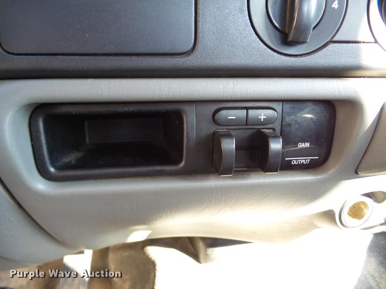 image for item DA2971 2006 Ford F350 Super Duty SuperCab pickup truck