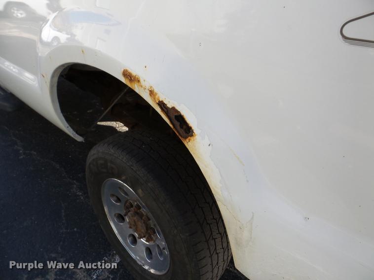 image for item DA2971 2006 Ford F350 Super Duty SuperCab pickup truck