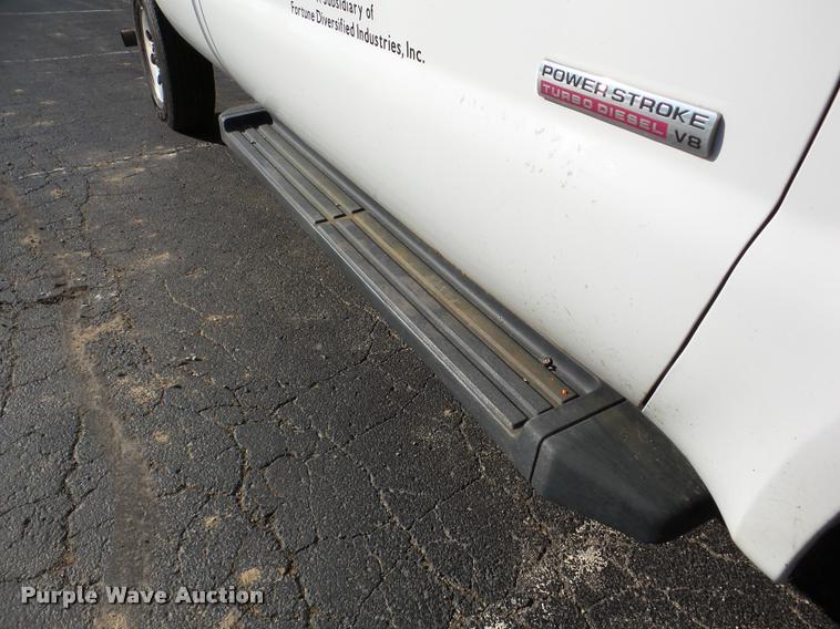 image for item DA2971 2006 Ford F350 Super Duty SuperCab pickup truck