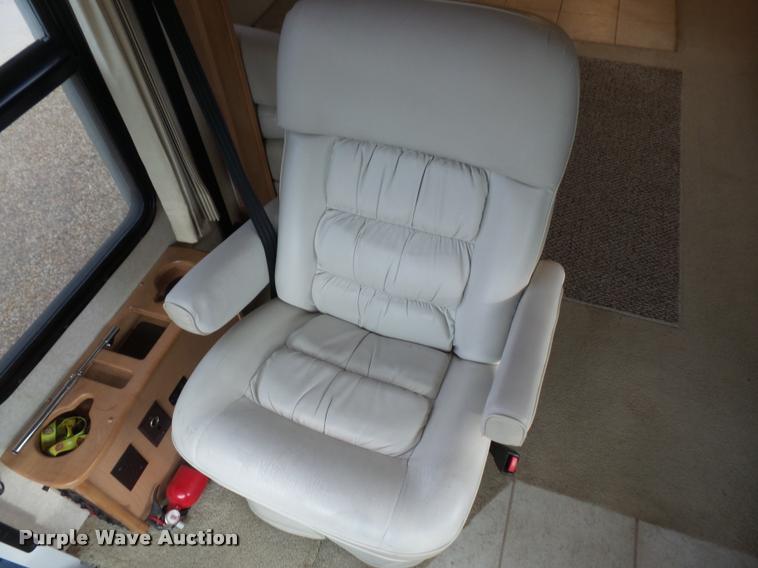 image for item DA3761 2004 National RV Tropical Sterling Edition RV