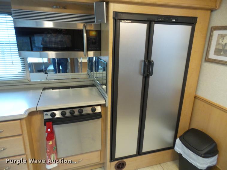 image for item DA3761 2004 National RV Tropical Sterling Edition RV