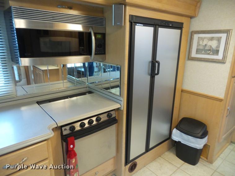 image for item DA3761 2004 National RV Tropical Sterling Edition RV