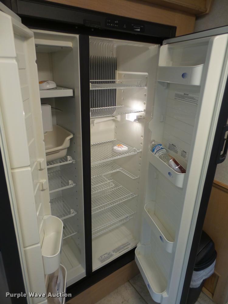 image for item DA3761 2004 National RV Tropical Sterling Edition RV