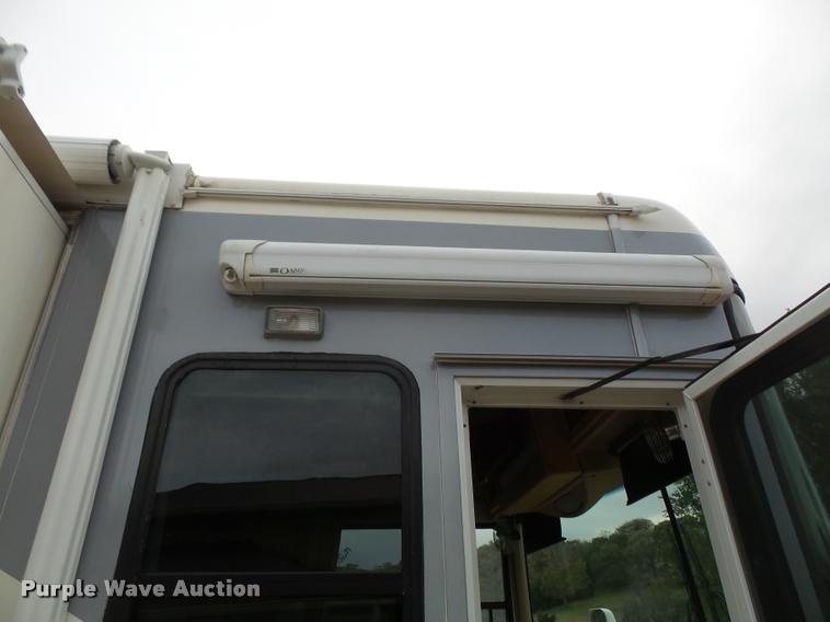 image for item DA3761 2004 National RV Tropical Sterling Edition RV