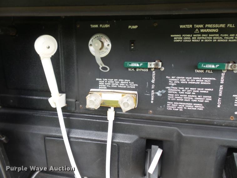 image for item DA3761 2004 National RV Tropical Sterling Edition RV