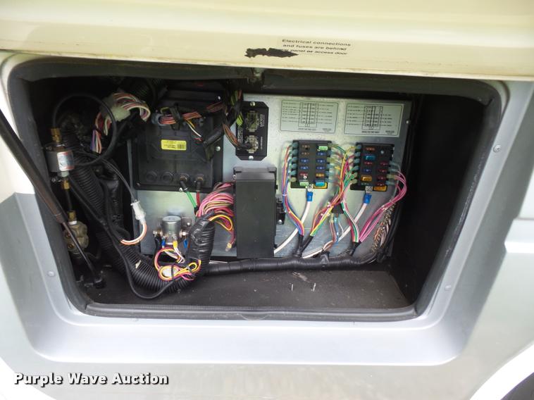 image for item DA3761 2004 National RV Tropical Sterling Edition RV