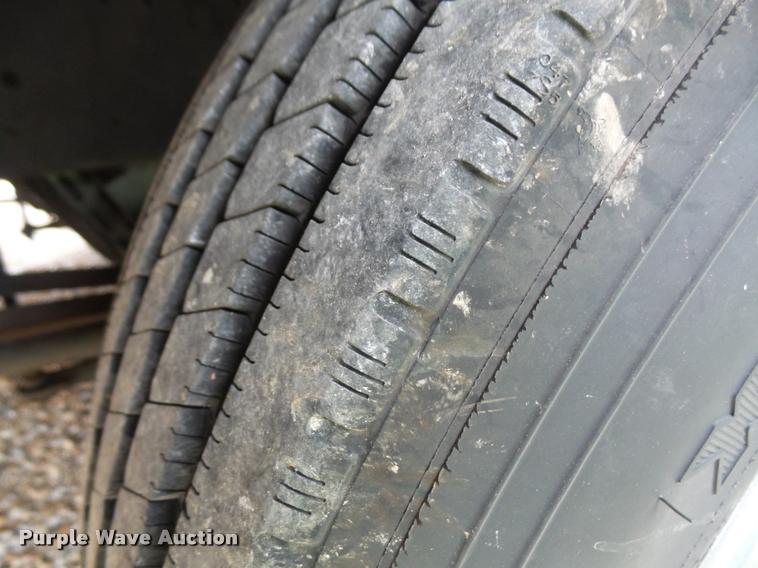 image for item DA3761 2004 National RV Tropical Sterling Edition RV