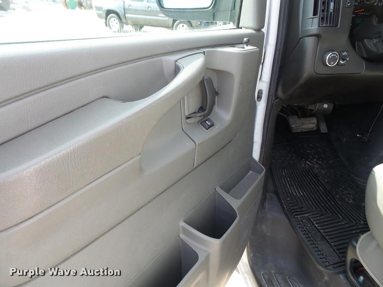 image for item DA3784 2008 Chevrolet Express 3500 Cargo van