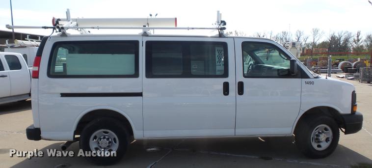 image for item DA3785 2008 Chevrolet Express 3500 Cargo van
