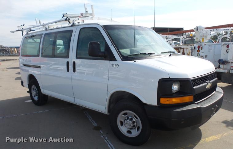 image for item DA3785 2008 Chevrolet Express 3500 Cargo van