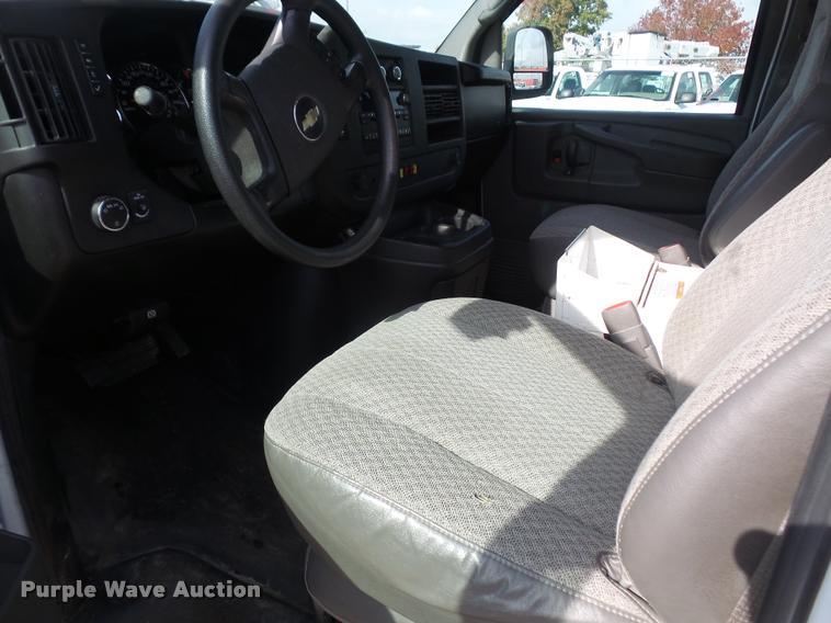 image for item DA3785 2008 Chevrolet Express 3500 Cargo van