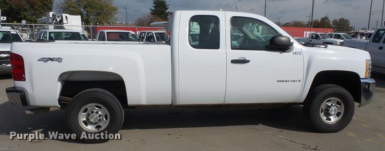 image for item DA3786 2008 Chevrolet Silverado 2500HD Ext. Cab pickup truck