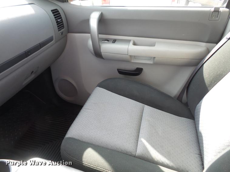 image for item DA3786 2008 Chevrolet Silverado 2500HD Ext. Cab pickup truck
