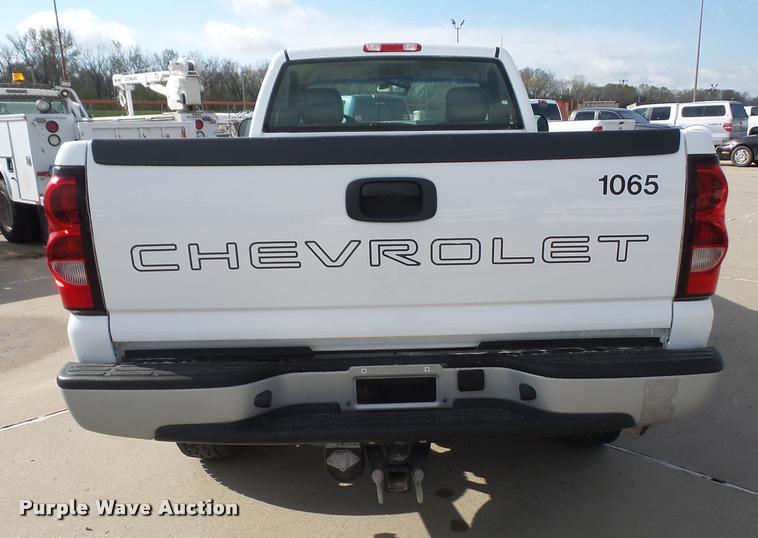 image for item DA3790 2005 Chevrolet Silverado 2500HD pickup truck