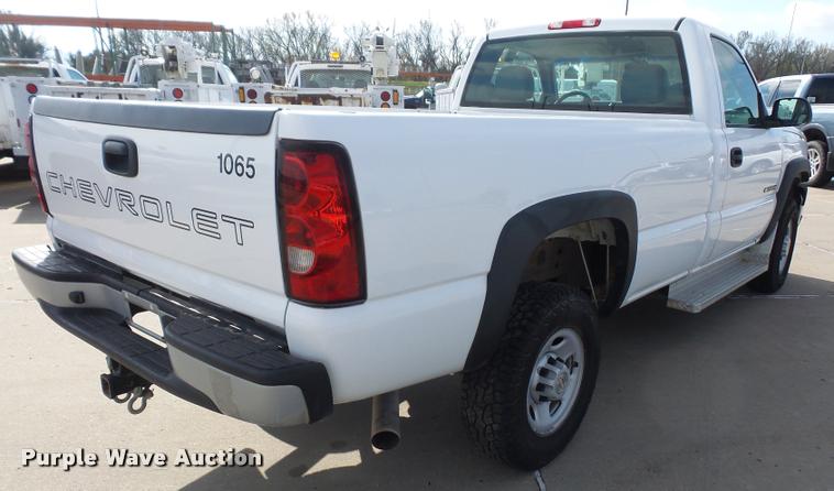 image for item DA3790 2005 Chevrolet Silverado 2500HD pickup truck