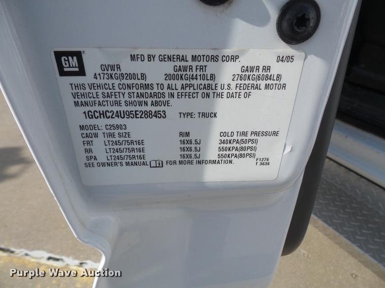 image for item DA3790 2005 Chevrolet Silverado 2500HD pickup truck