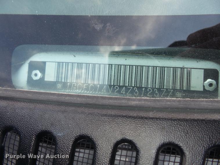 image for item DA3793 2004 Chevrolet Silverado 1500 pickup truck