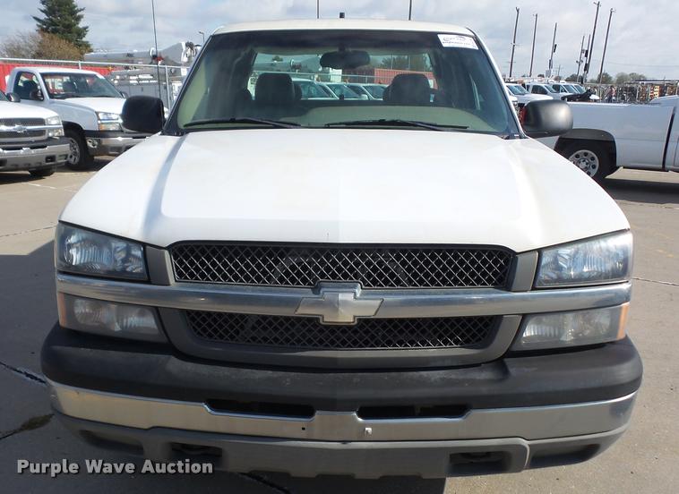 image for item DA3794 2003 Chevrolet Silverado 1500 Ext. Cab pickup truck