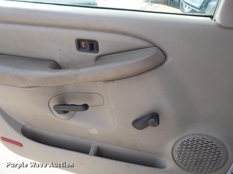 image for item DA3794 2003 Chevrolet Silverado 1500 Ext. Cab pickup truck