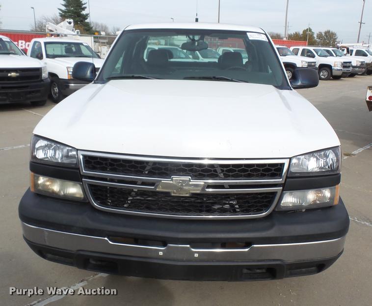 image for item DA3795 2006 Chevrolet Silverado 1500 Ext. Cab pickup truck