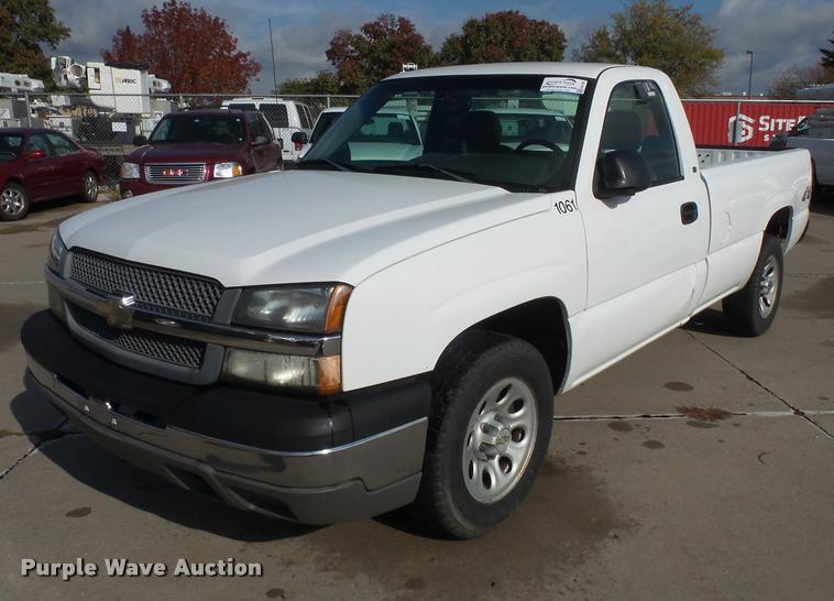 image for item DA3796 2005 Chevrolet Silverado 1500 pickup truck