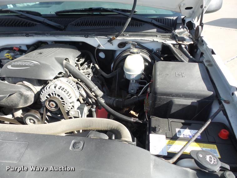 image for item DA3796 2005 Chevrolet Silverado 1500 pickup truck