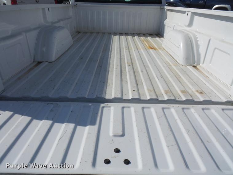 image for item DA3796 2005 Chevrolet Silverado 1500 pickup truck