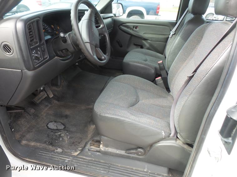 image for item DA3798 2005 Chevrolet Silverado 1500 Ext. Cab pickup truck