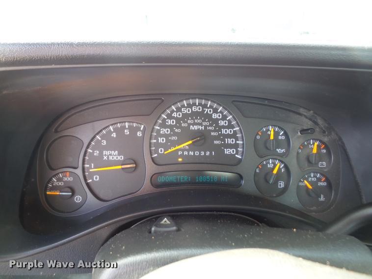 image for item DA3813 2006 Chevrolet Silverado 2500HD utility truck