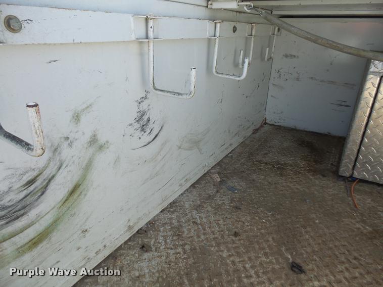 image for item DA3813 2006 Chevrolet Silverado 2500HD utility truck