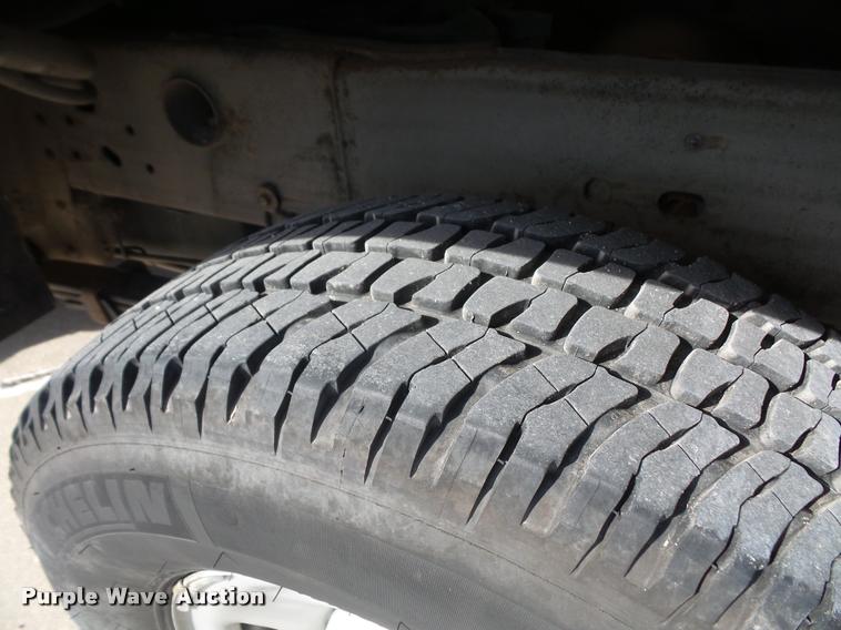 image for item DA3813 2006 Chevrolet Silverado 2500HD utility truck