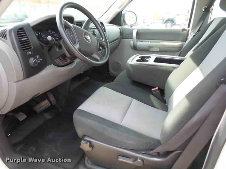 image for item DA3817 2009 Chevrolet Silverado 1500 Ext. Cab pickup truck